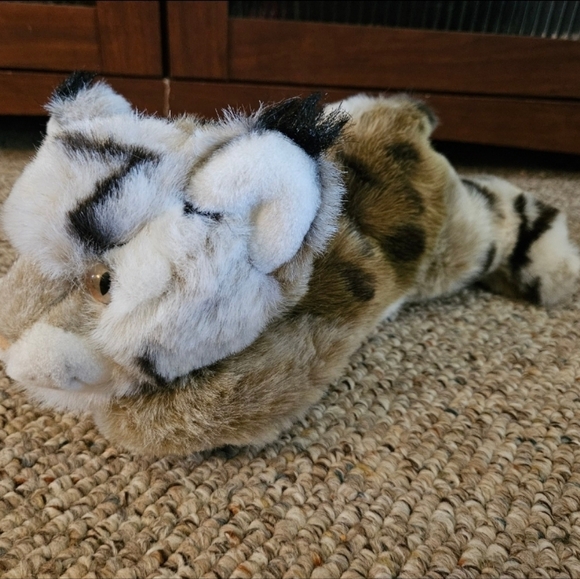 Aurora 12" Flopsies Lynx Cat - Picture 1 of 6